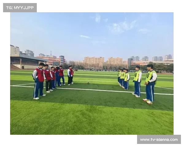 “校长杯”足球赛推动校园足球，成学生展示自我舞台